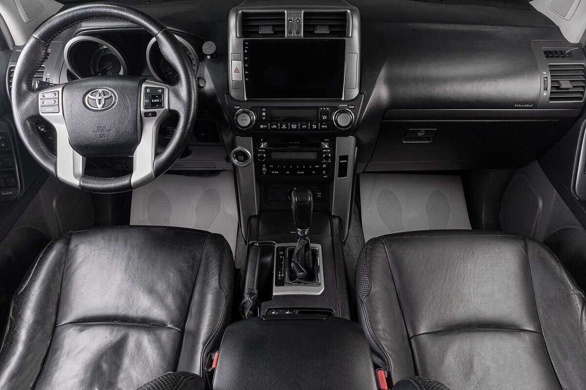Toyota Land Cruiser Prado с пробегом — 2010 год. Фото: #4