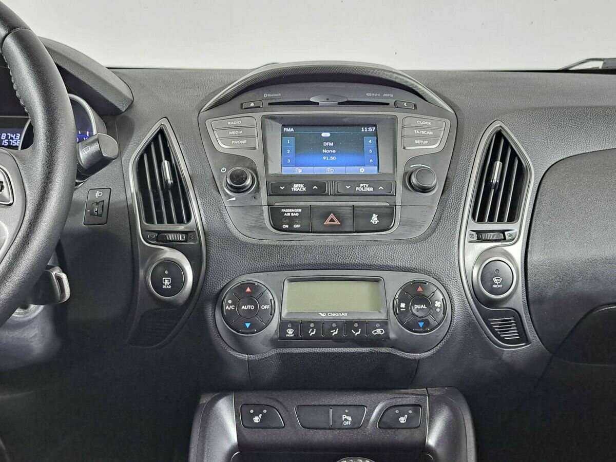 Hyundai ix35 с пробегом — 2015 год. Фото: #12