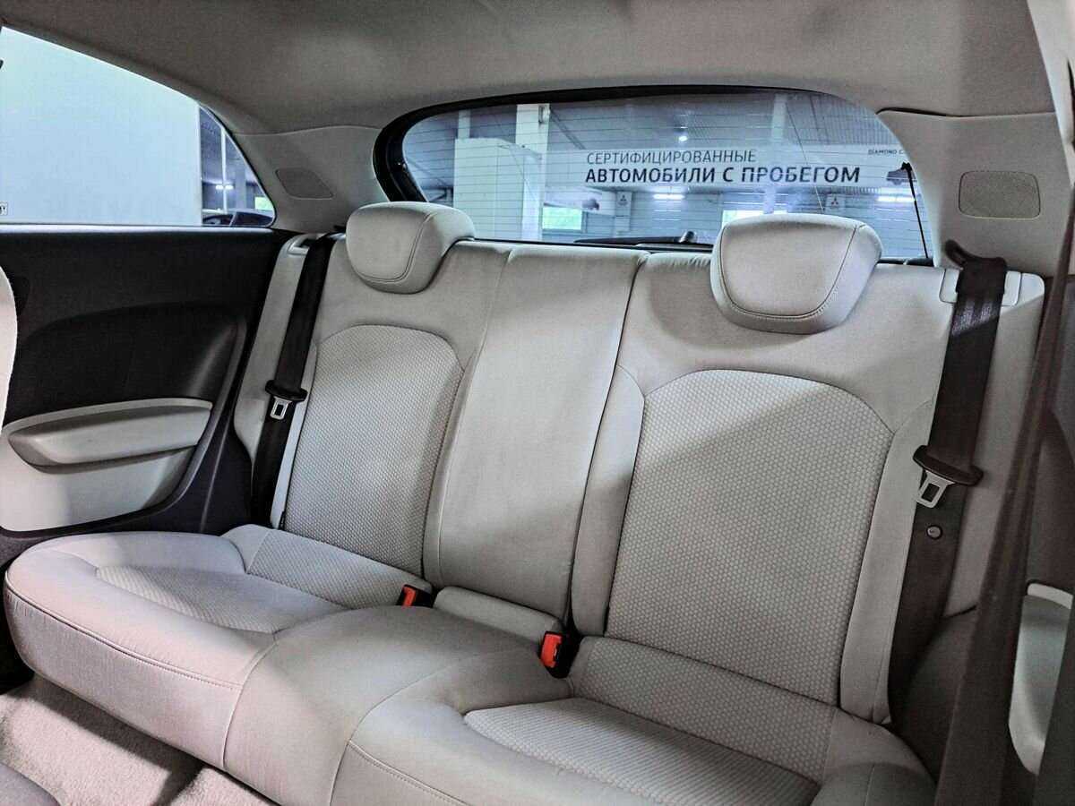 Audi A1 с пробегом — 2011 год. Фото: #9