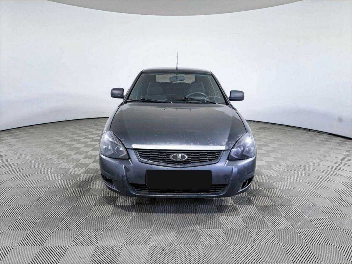 Lada (ВАЗ) Priora с пробегом — 2012 год. Фото: #1