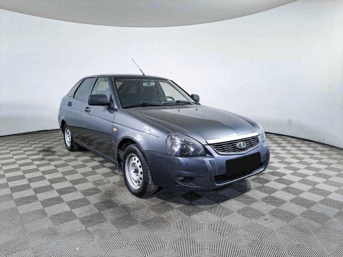 Lada (ВАЗ) Priora с пробегом — 2012 год. Фото: #2