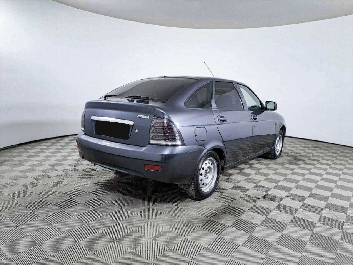 Lada (ВАЗ) Priora с пробегом — 2012 год. Фото: #4