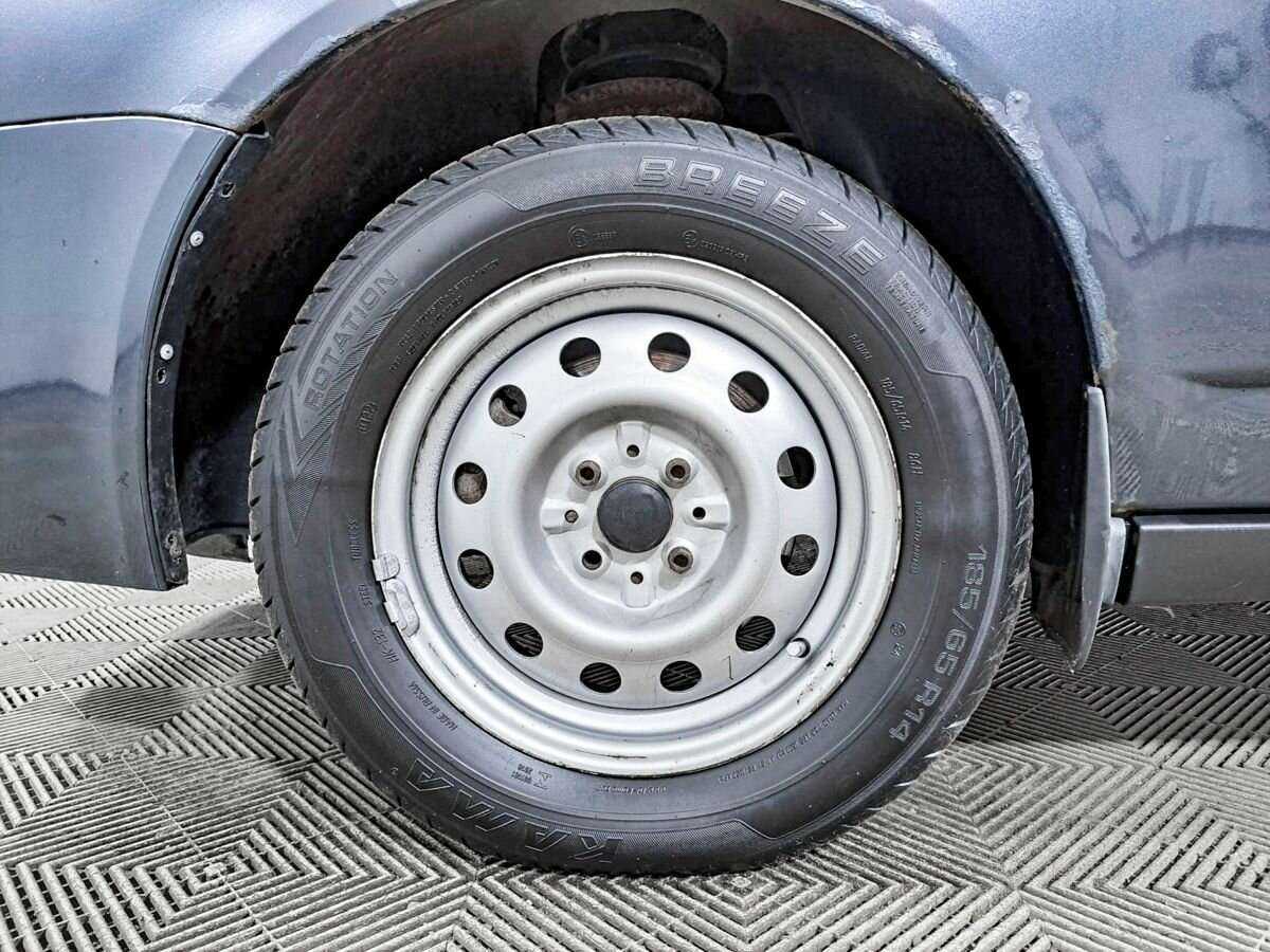 Lada (ВАЗ) Priora с пробегом — 2012 год. Фото: #15