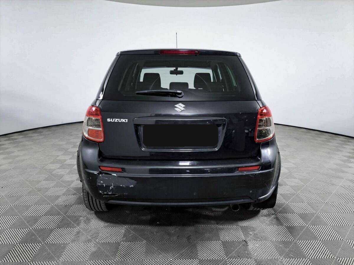 Suzuki SX4 с пробегом — 2008 год. Фото: #3