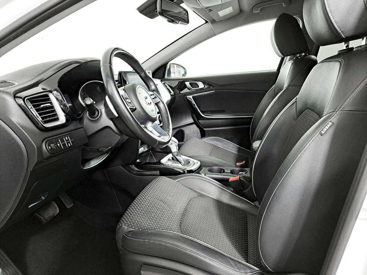 Kia Ceed с пробегом — 2021 год. Фото: #11