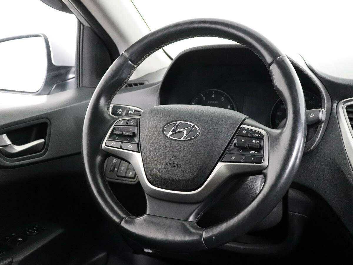 Hyundai Solaris с пробегом — 2019 год. Фото: #12