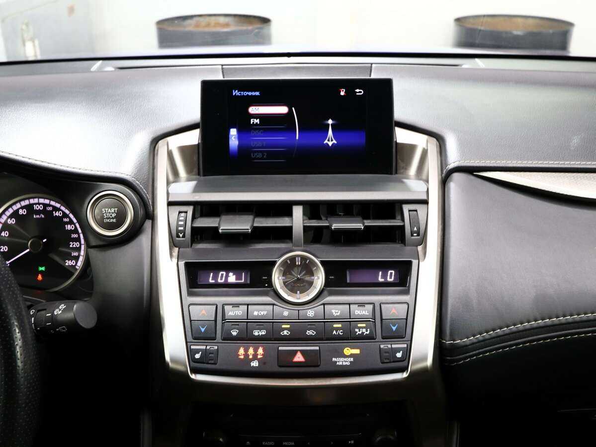 Lexus NX с пробегом — 2015 год. Фото: #18