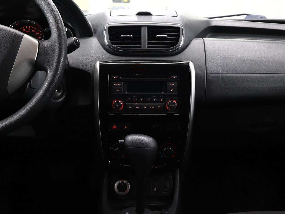 Nissan Terrano с пробегом — 2016 год. Фото: #15