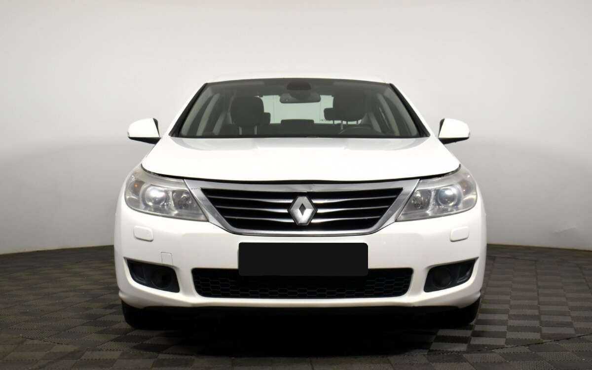 Renault Latitude с пробегом — 2013 год. Фото: #1