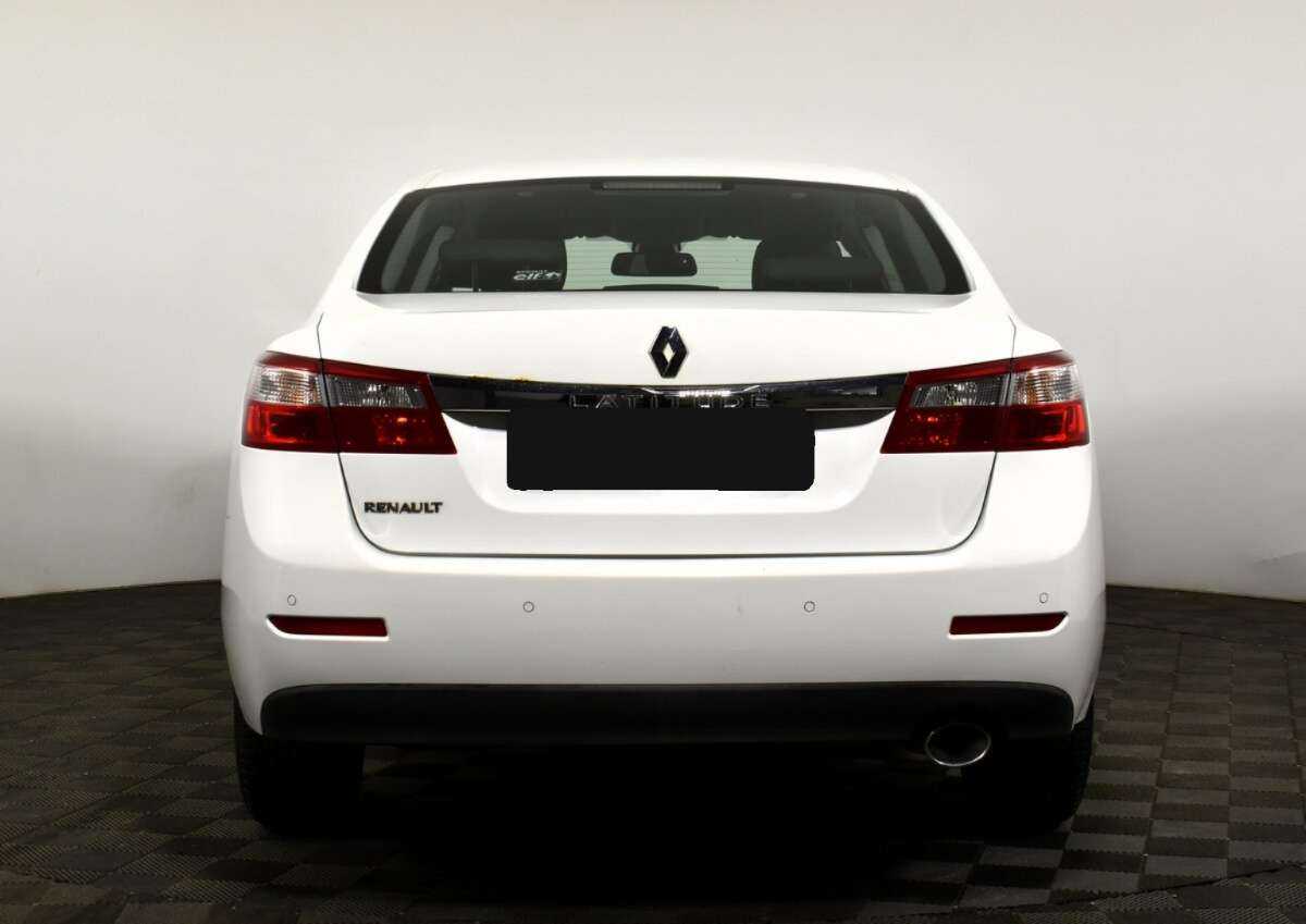 Renault Latitude с пробегом — 2013 год. Фото: #4