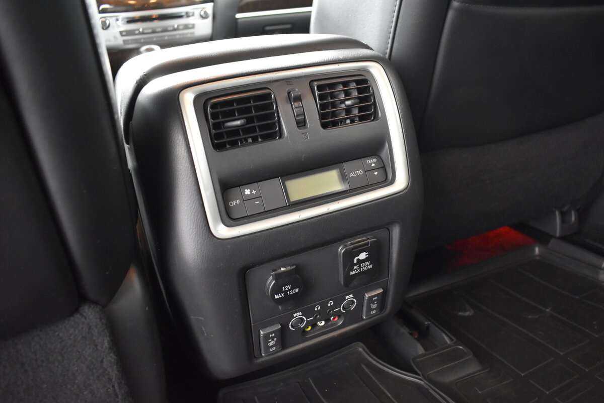 Infiniti QX60 с пробегом — 2015 год. Фото: #11