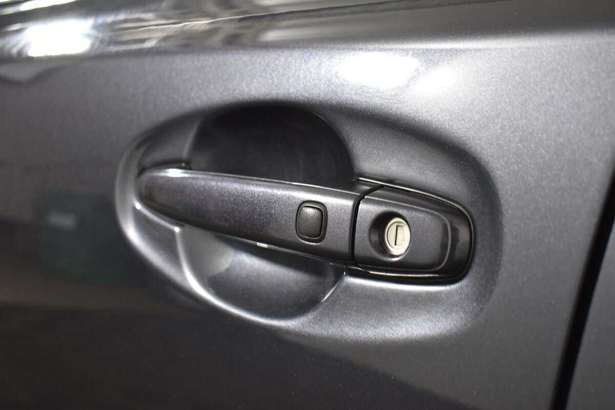 Subaru Outback с пробегом — 2010 год. Фото: #6