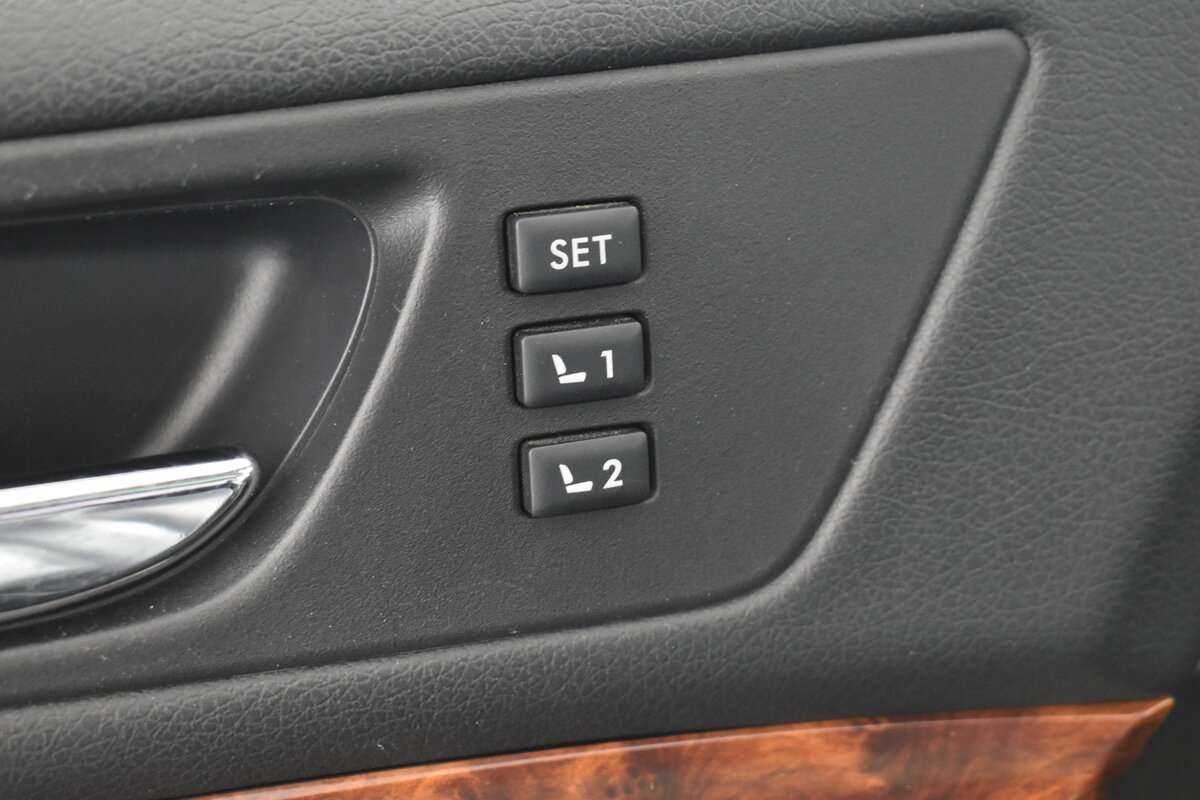 Subaru Outback с пробегом — 2010 год. Фото: #9