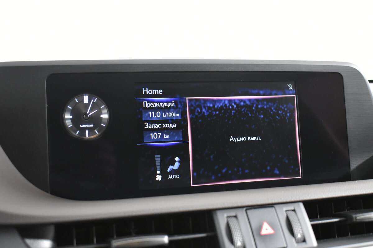 Lexus ES с пробегом — 2018 год. Фото: #17