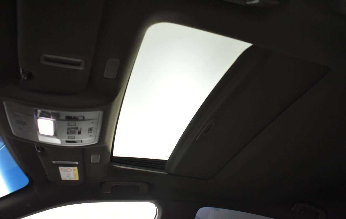 Lexus ES с пробегом — 2018 год. Фото: #18