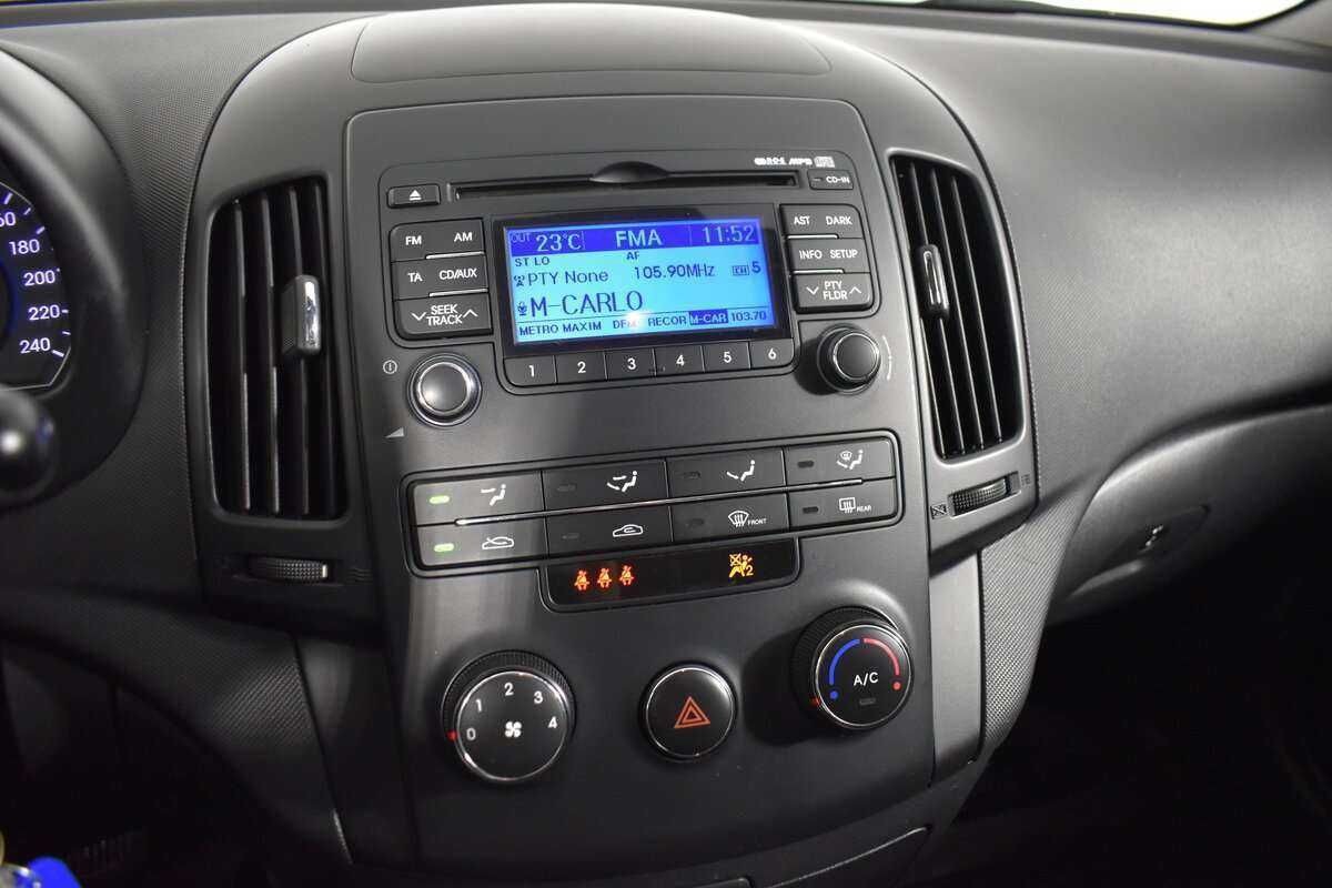 Hyundai i30 с пробегом — 2011 год. Фото: #11