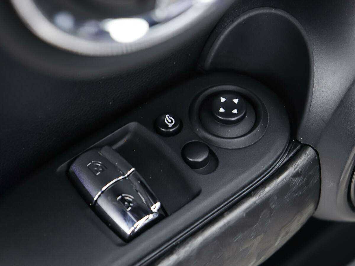 Mini Hatch с пробегом — 2020 год. Фото: #16