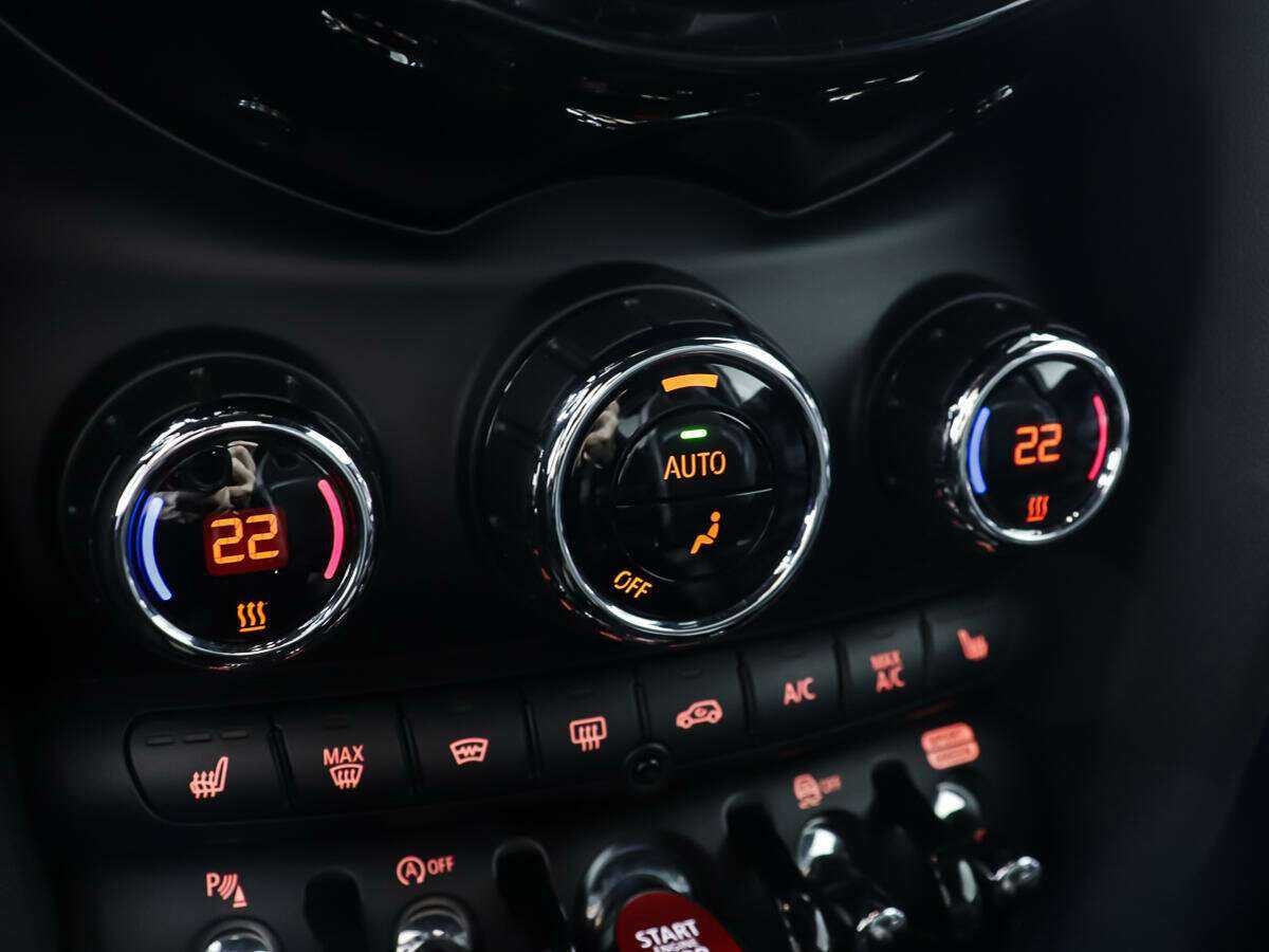 Mini Hatch с пробегом — 2020 год. Фото: #17