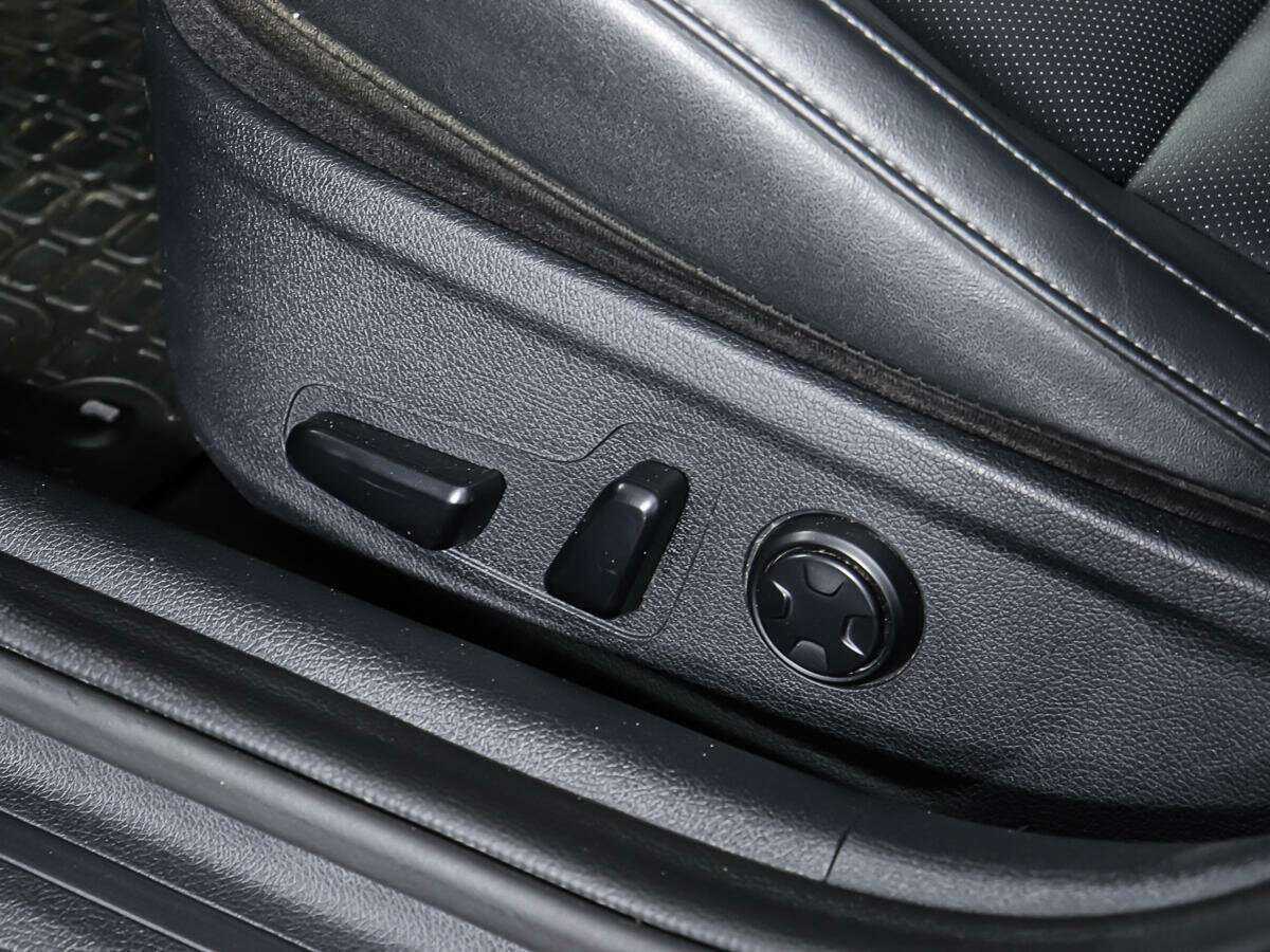 Kia Stinger с пробегом — 2019 год. Фото: #17