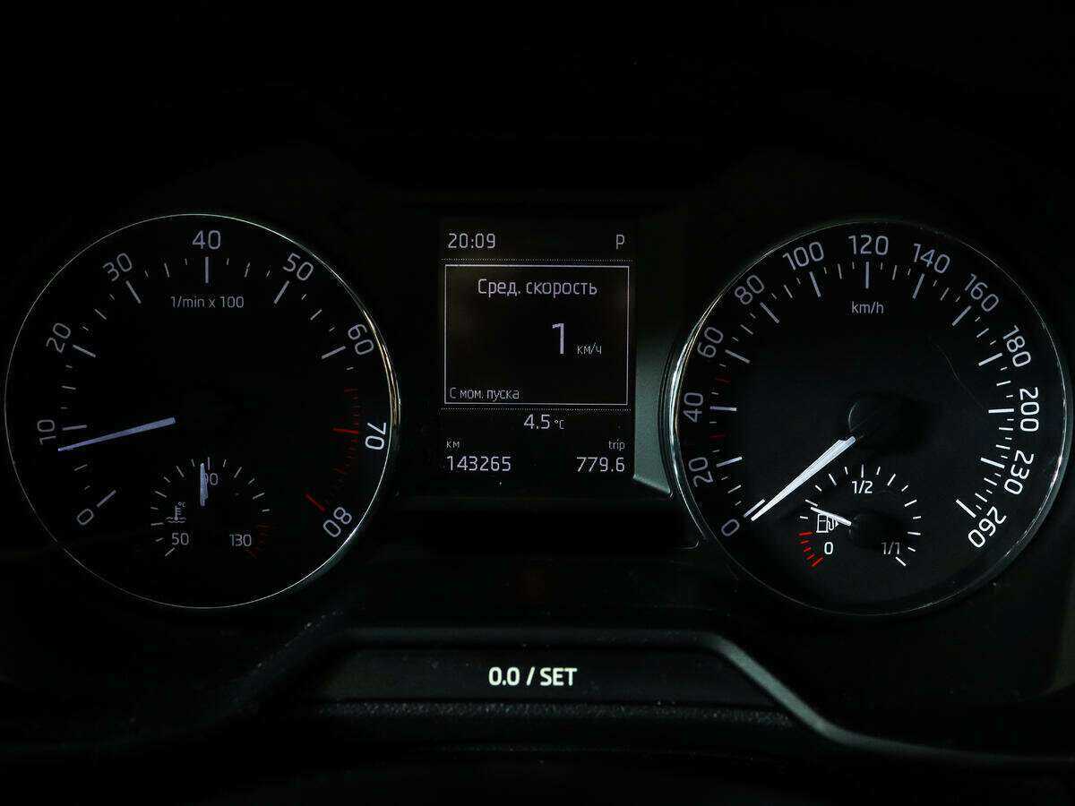 Skoda Octavia с пробегом — 2013 год. Фото: #8