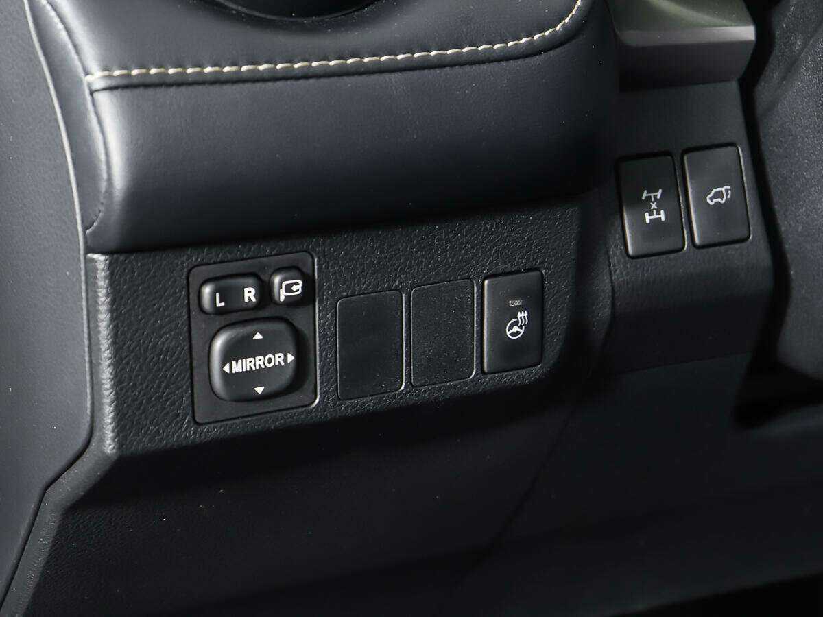 Toyota RAV4 с пробегом — 2018 год. Фото: #15