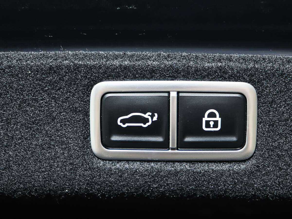 Hyundai Grandeur с пробегом — 2023 год. Фото: #13