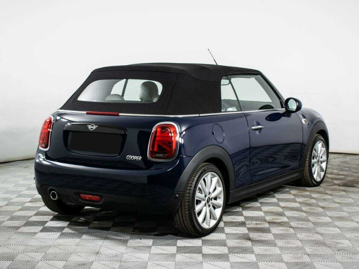 Mini Cabrio с пробегом — 2018 год. Фото: #4