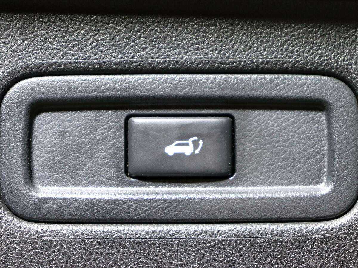 Infiniti FX с пробегом — 2011 год. Фото: #17