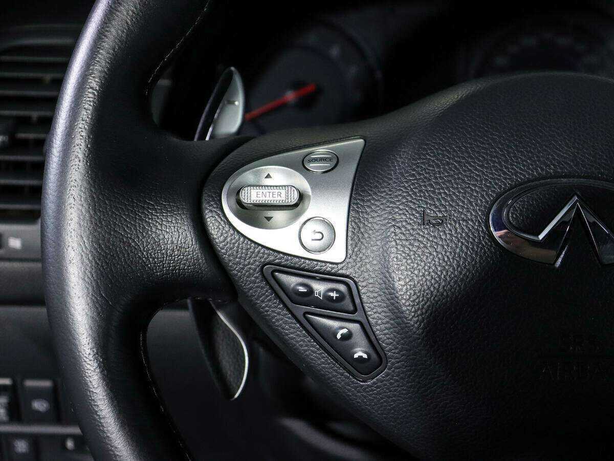 Infiniti FX с пробегом — 2011 год. Фото: #23