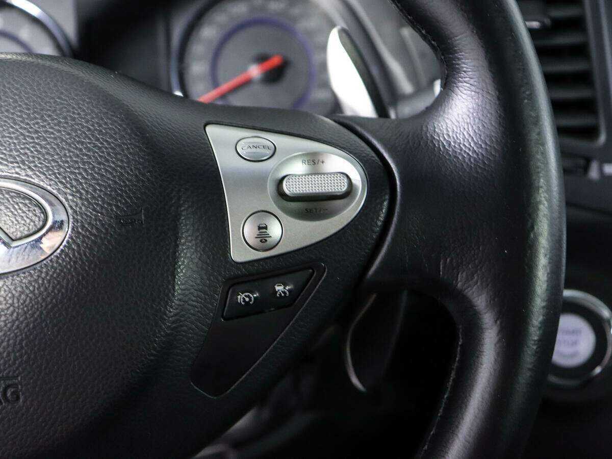 Infiniti FX с пробегом — 2011 год. Фото: #24