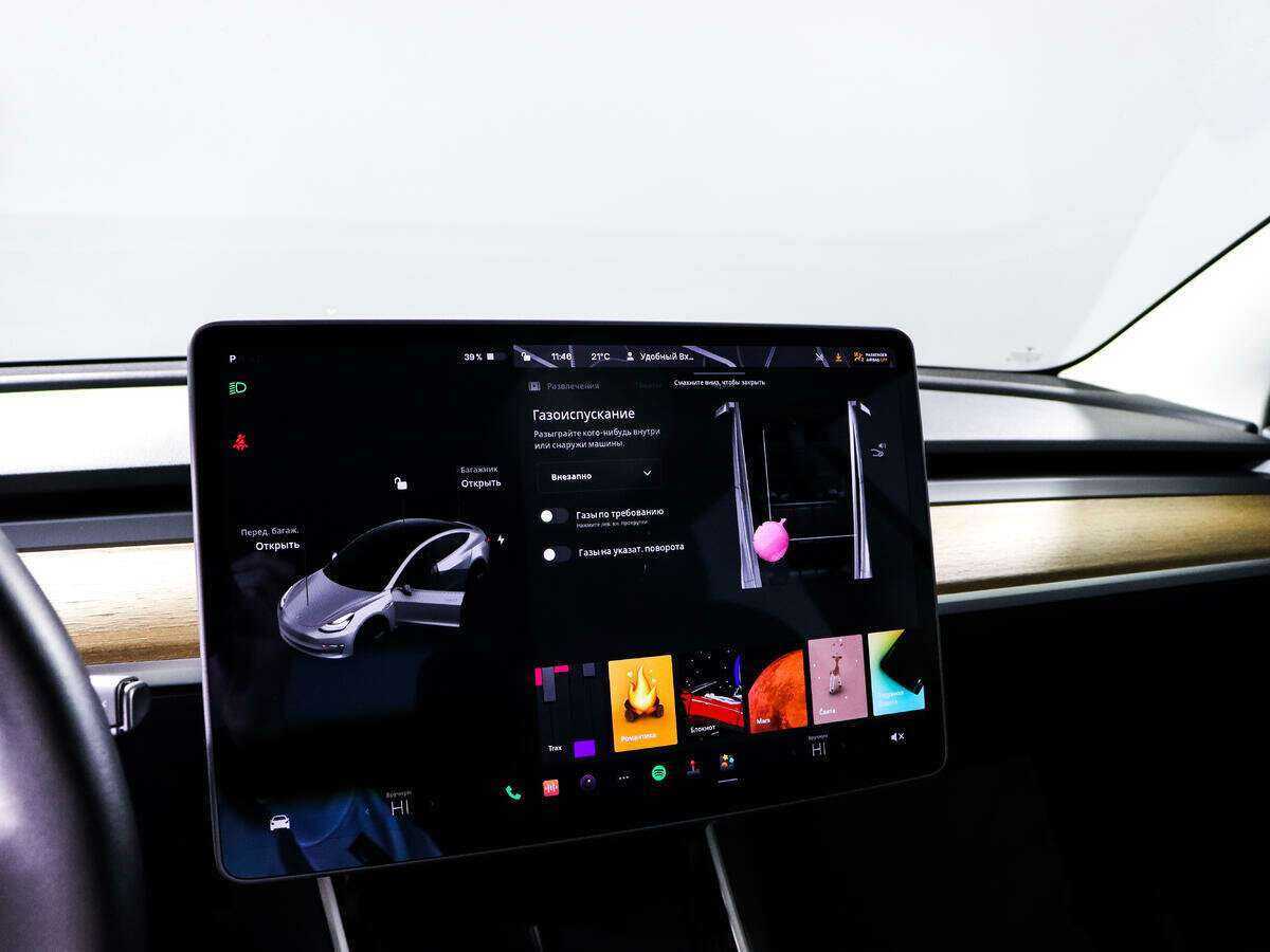 Tesla Model 3 с пробегом — 2020 год. Фото: #15