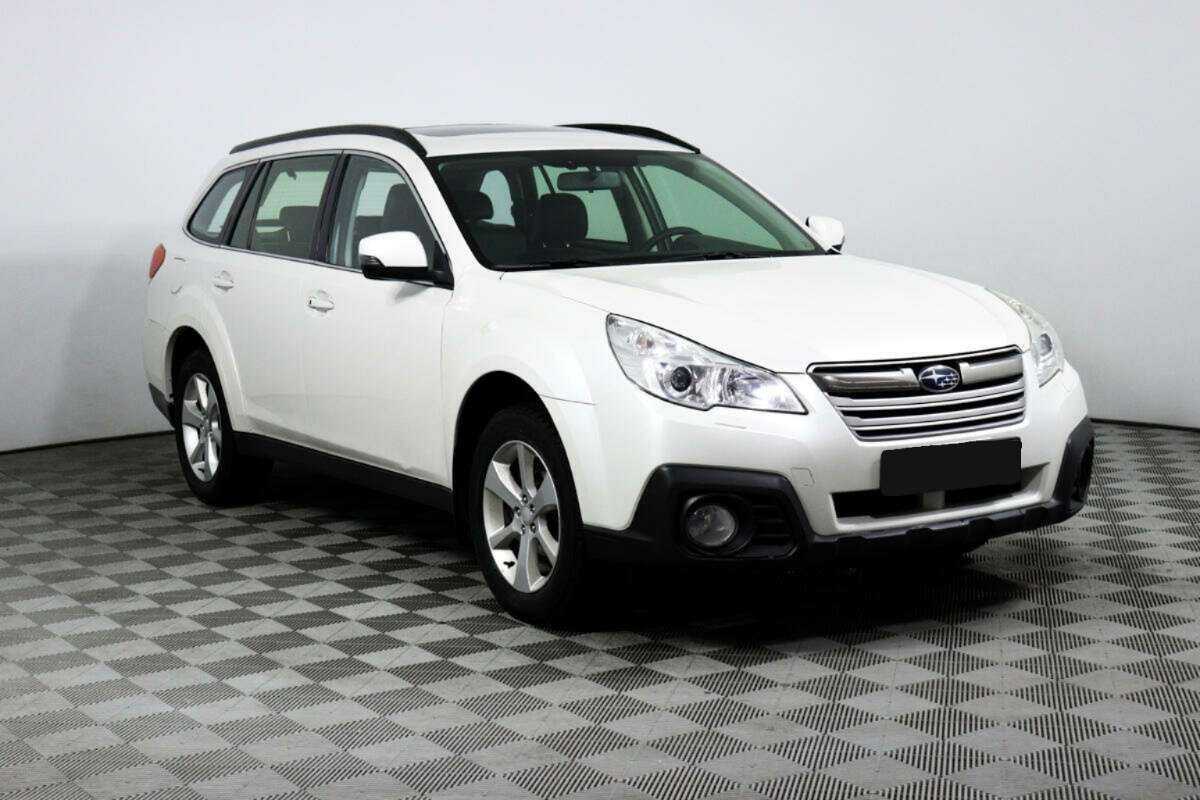 Subaru Outback с пробегом — 2012 год. Фото: #2