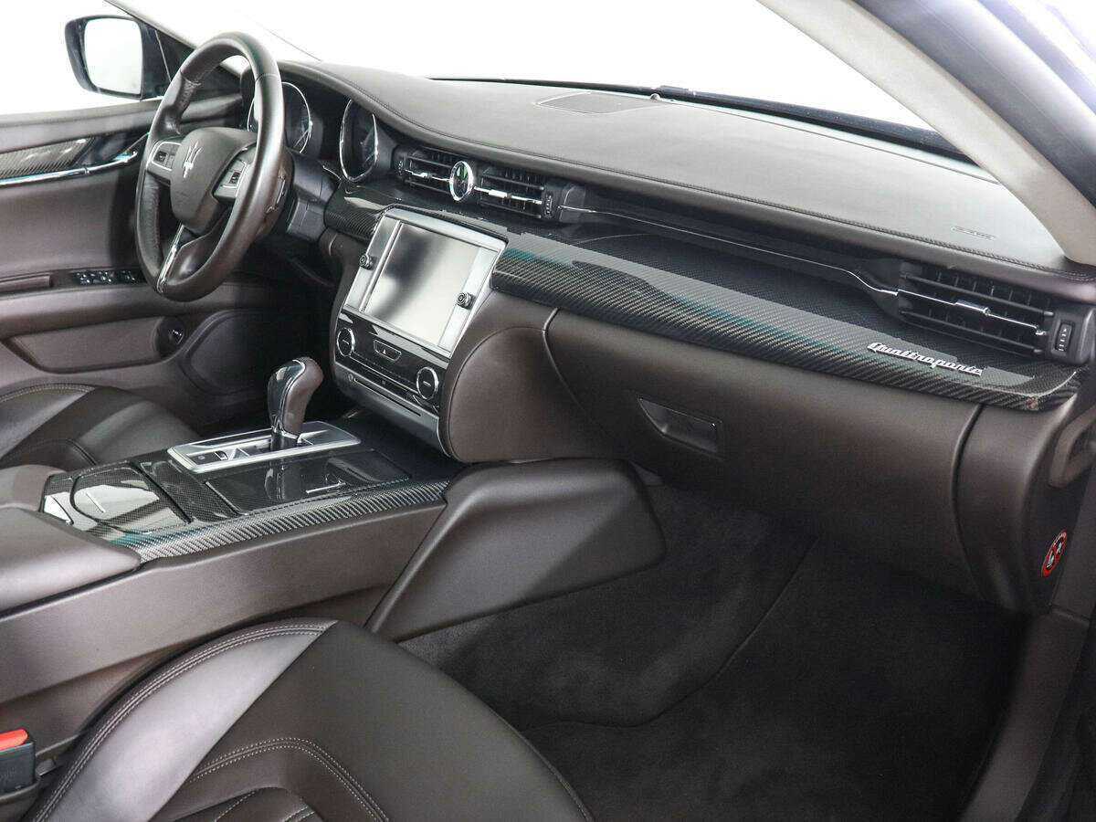 Maserati Quattroporte с пробегом — 2015 год. Фото: #10