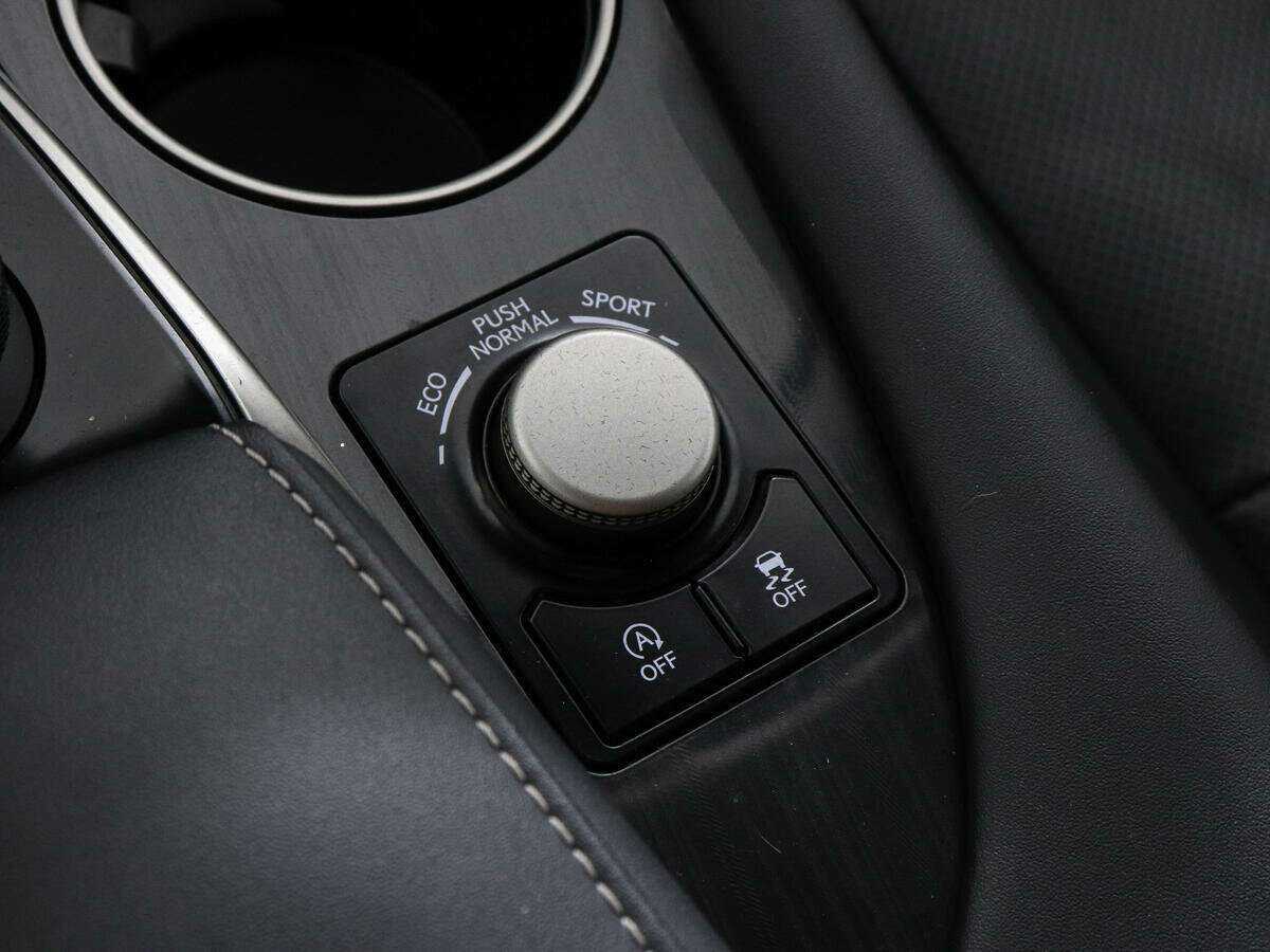 Lexus RX с пробегом — 2018 год. Фото: #14