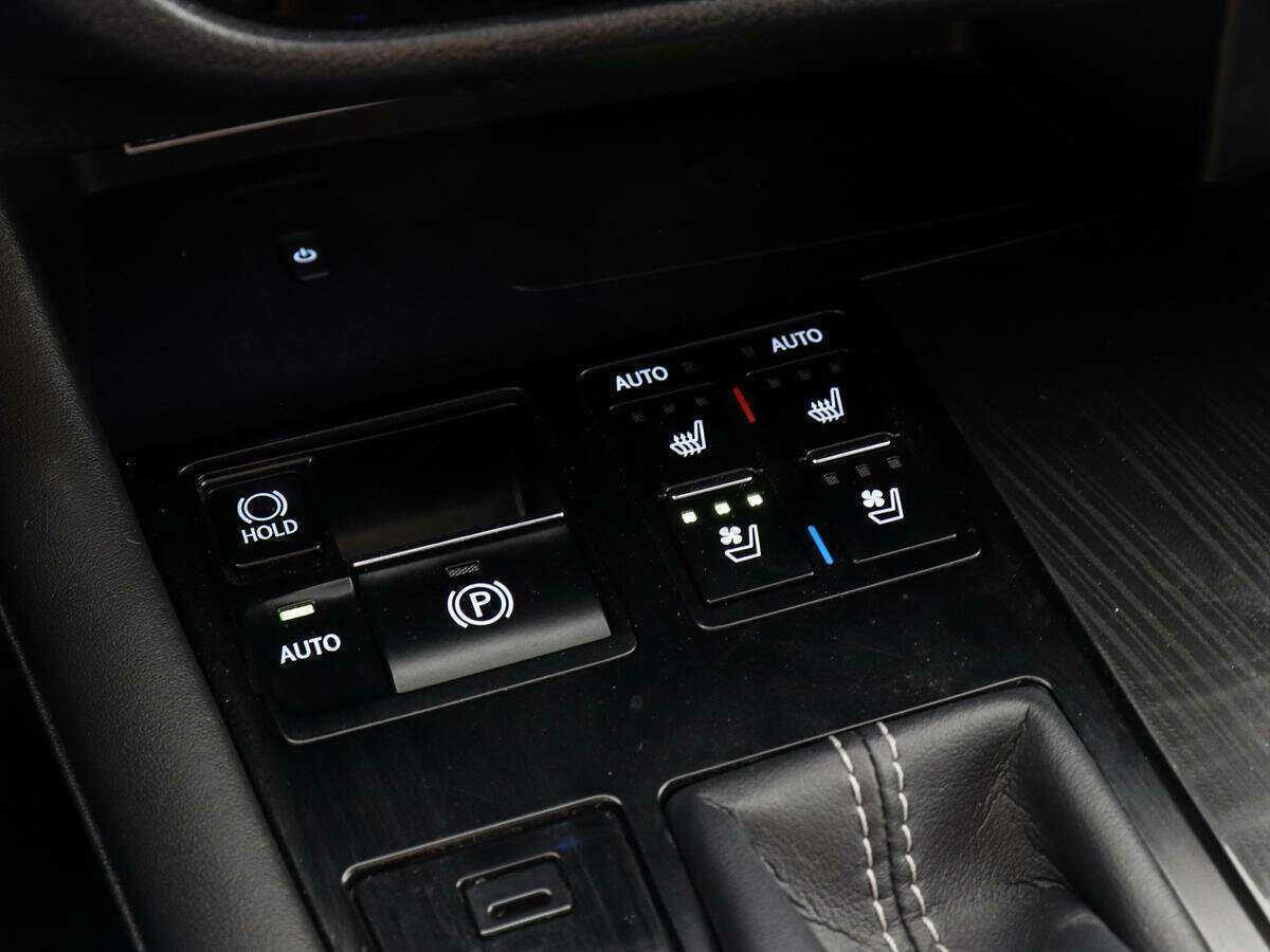 Lexus RX с пробегом — 2018 год. Фото: #15