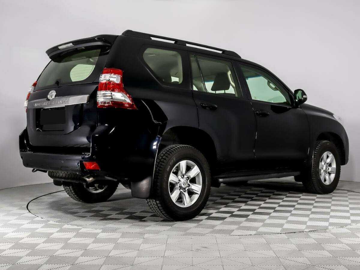 Toyota Land Cruiser Prado с пробегом — 2015 год. Фото: #3