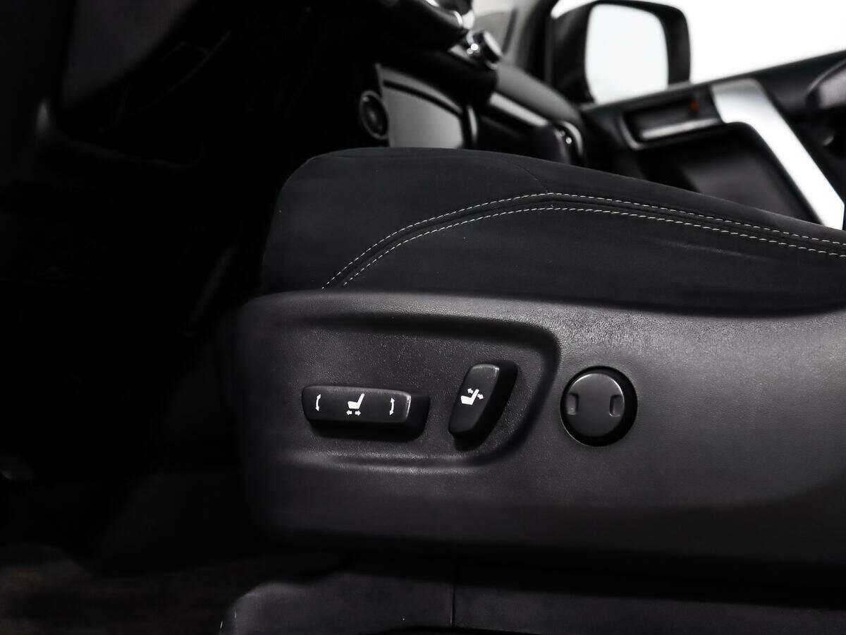 Toyota Land Cruiser Prado с пробегом — 2015 год. Фото: #7