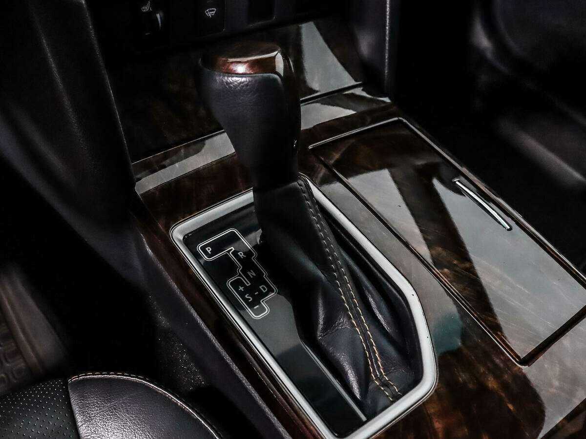 Toyota Camry с пробегом — 2016 год. Фото: #10