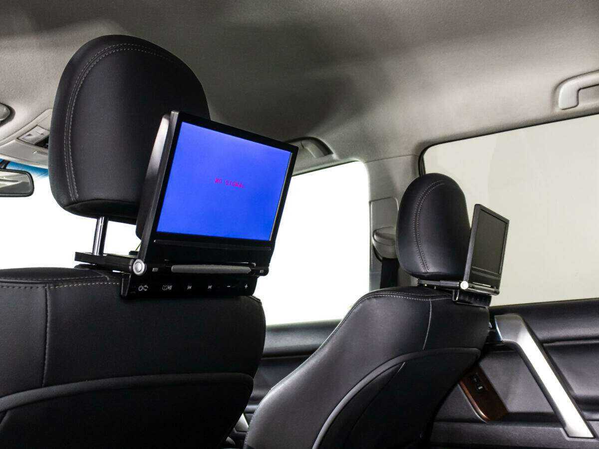 Toyota Land Cruiser Prado с пробегом — 2015 год. Фото: #17