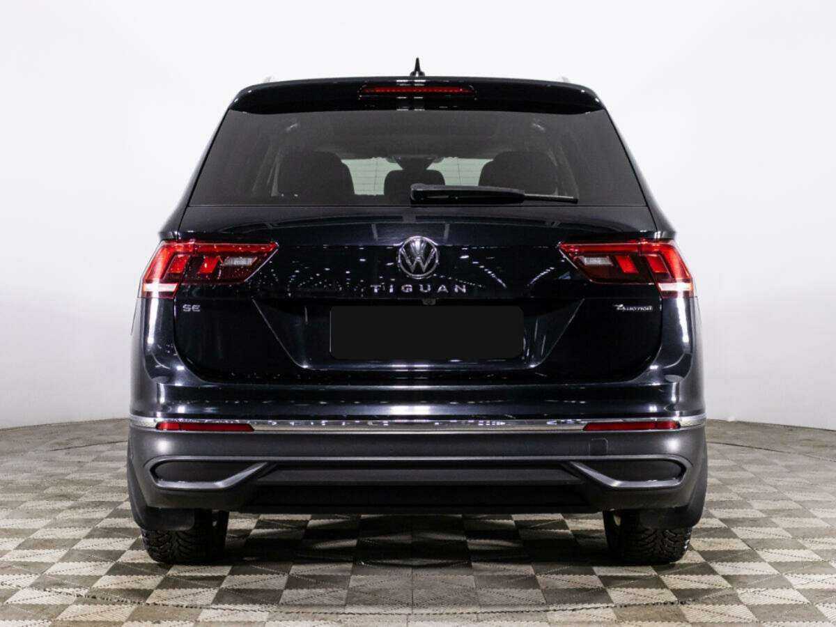 Volkswagen Tiguan с пробегом — 2021 год. Фото: #5