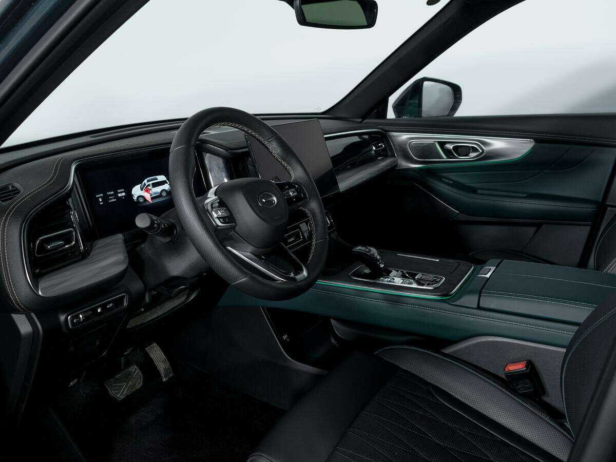 GAC GS8 с пробегом — 2023 год. Фото: #15