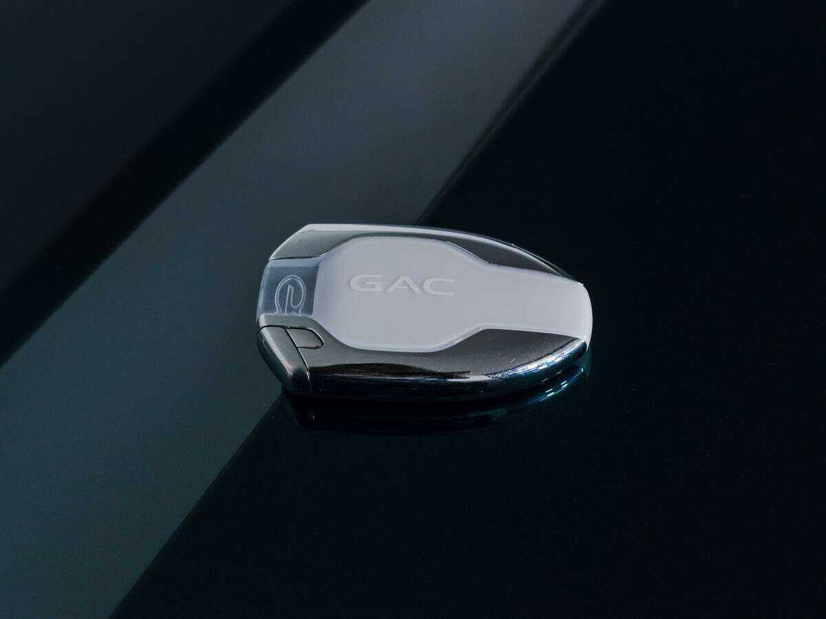 GAC GS8 с пробегом — 2023 год. Фото: #17