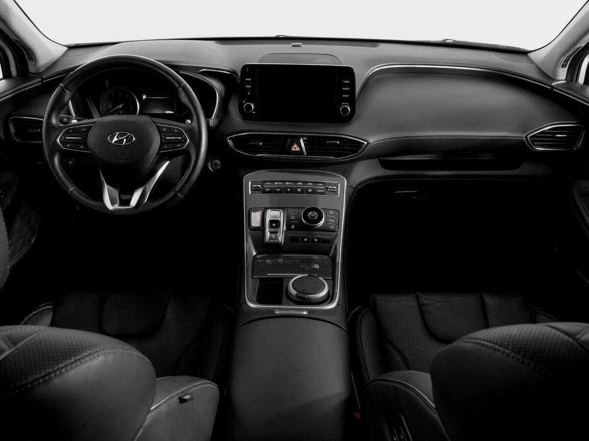 Hyundai Santa Fe с пробегом — 2023 год. Фото: #11