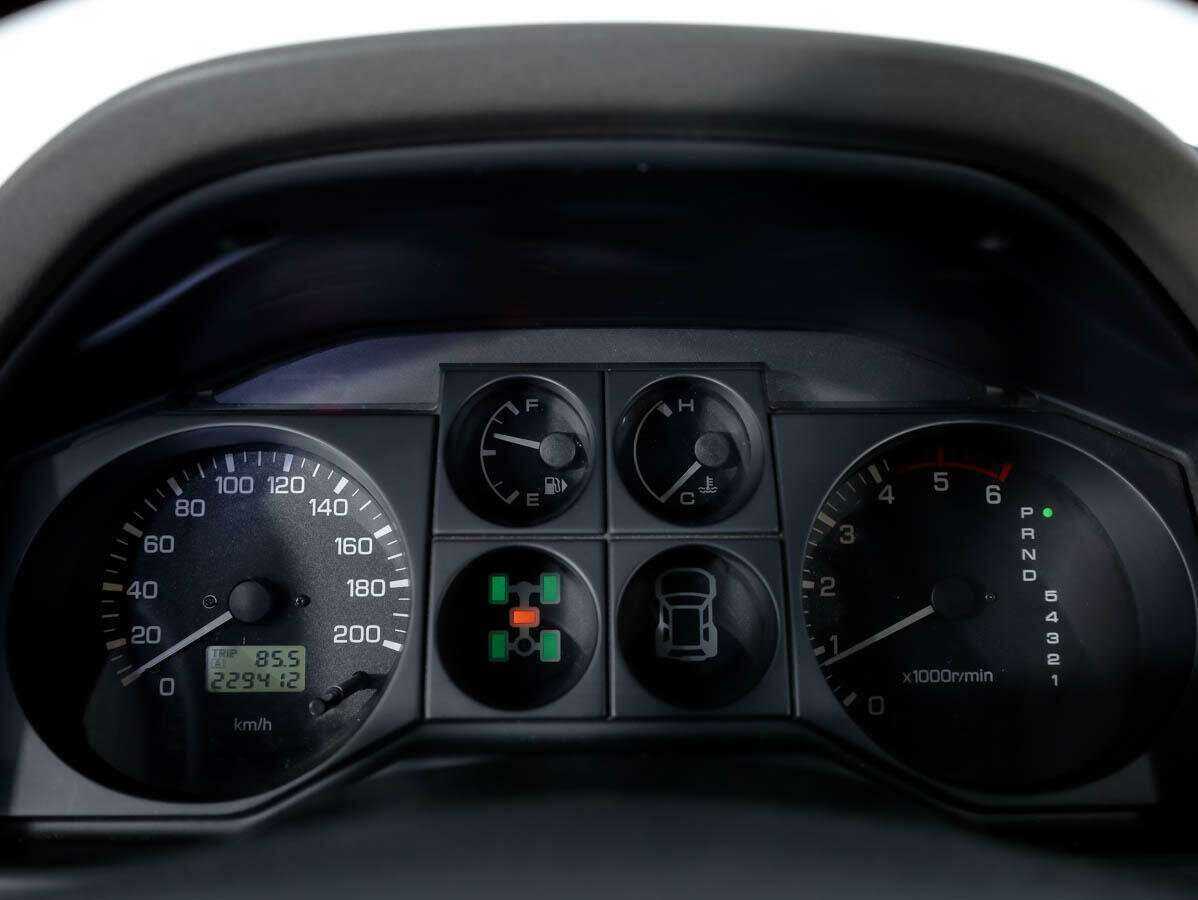 Mitsubishi Pajero с пробегом — 2003 год. Фото: #7