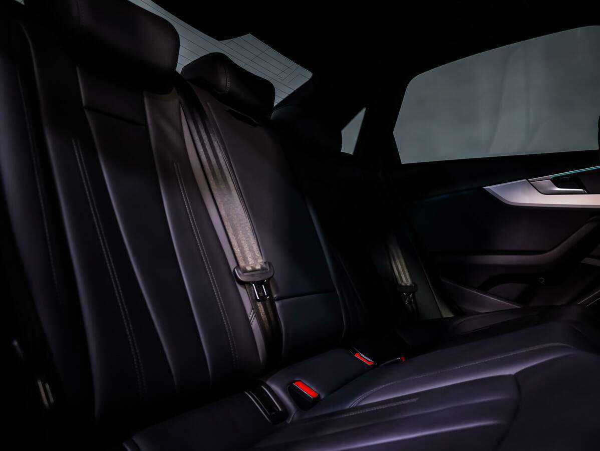 Audi A4 с пробегом — 2021 год. Фото: #11