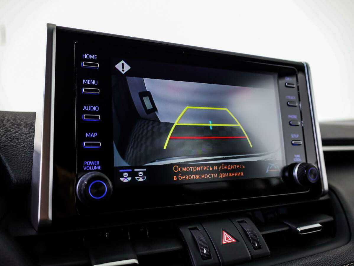 Toyota RAV4 с пробегом — 2021 год. Фото: #12