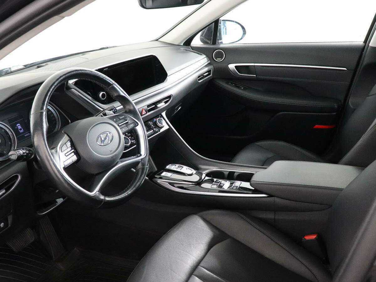 Hyundai Sonata с пробегом — 2020 год. Фото: #7
