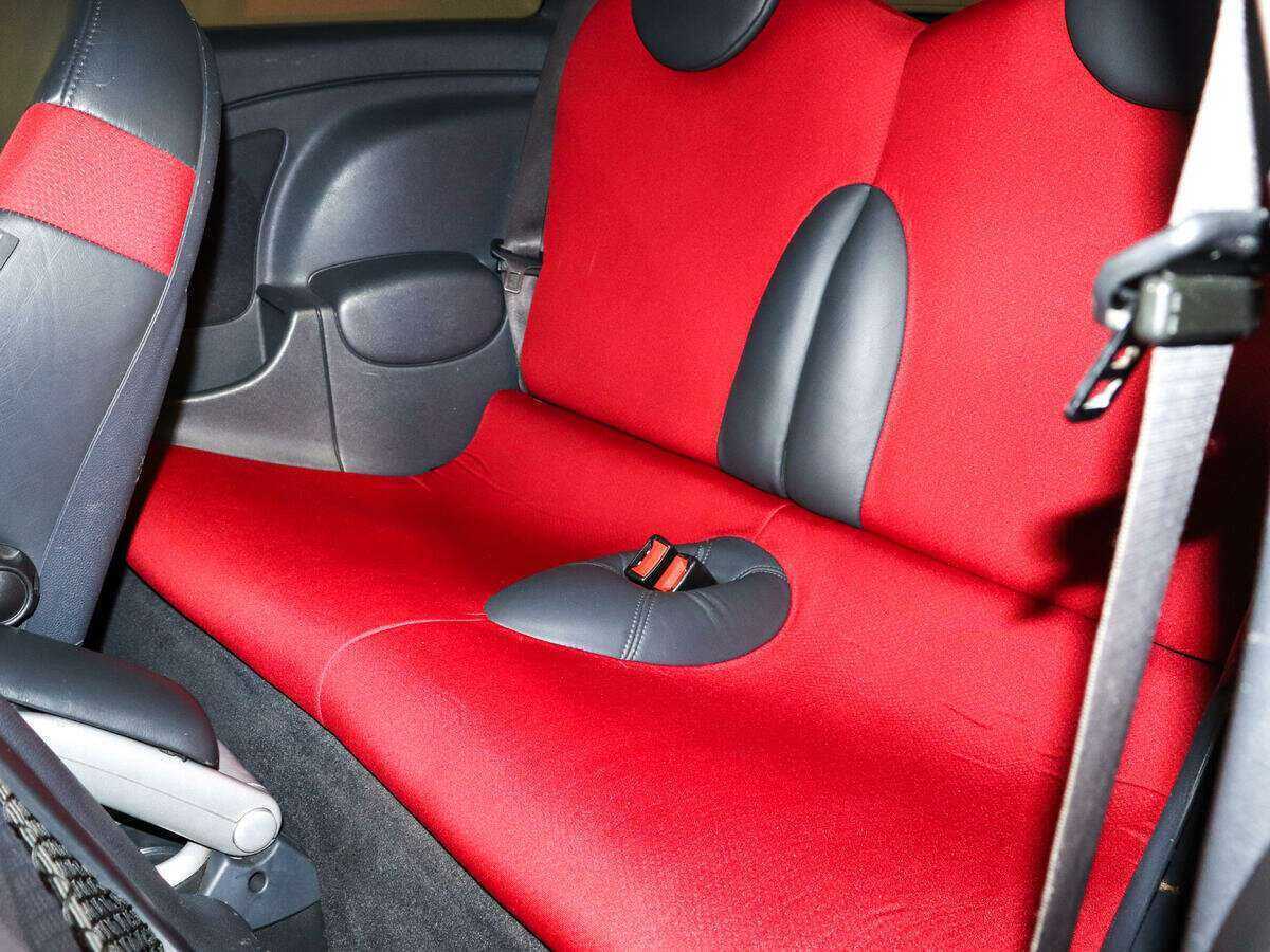 Mini Hatch с пробегом — 2006 год. Фото: #6