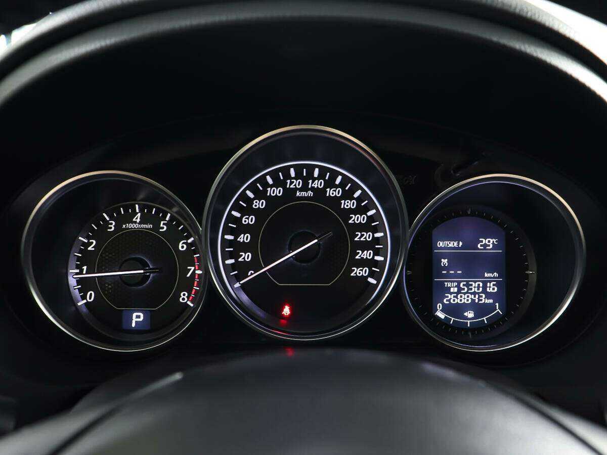 Mazda 6 с пробегом — 2013 год. Фото: #13