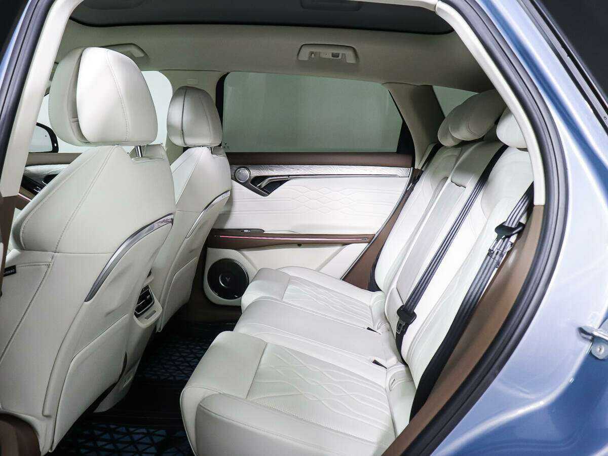 Voyah Free с пробегом — 2022 год. Фото: #9